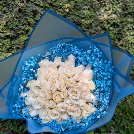 beautiful blue themed bouquet
