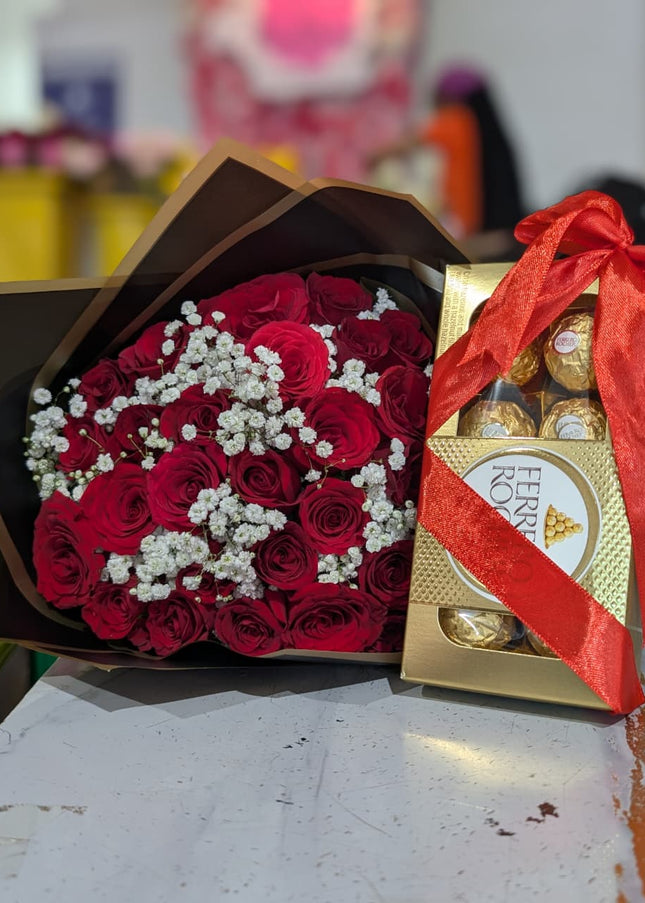 Linda Bouquet with Ferrero