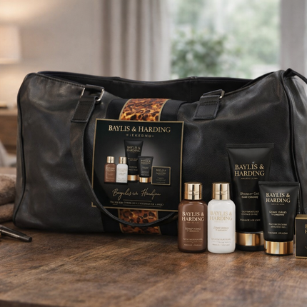 Luxury Weekend Grooming Set .