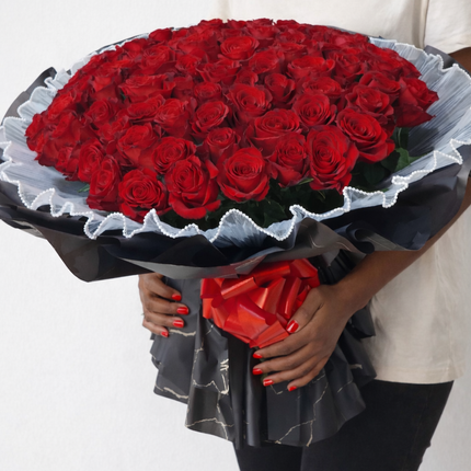 Grand 100 Red Roses
